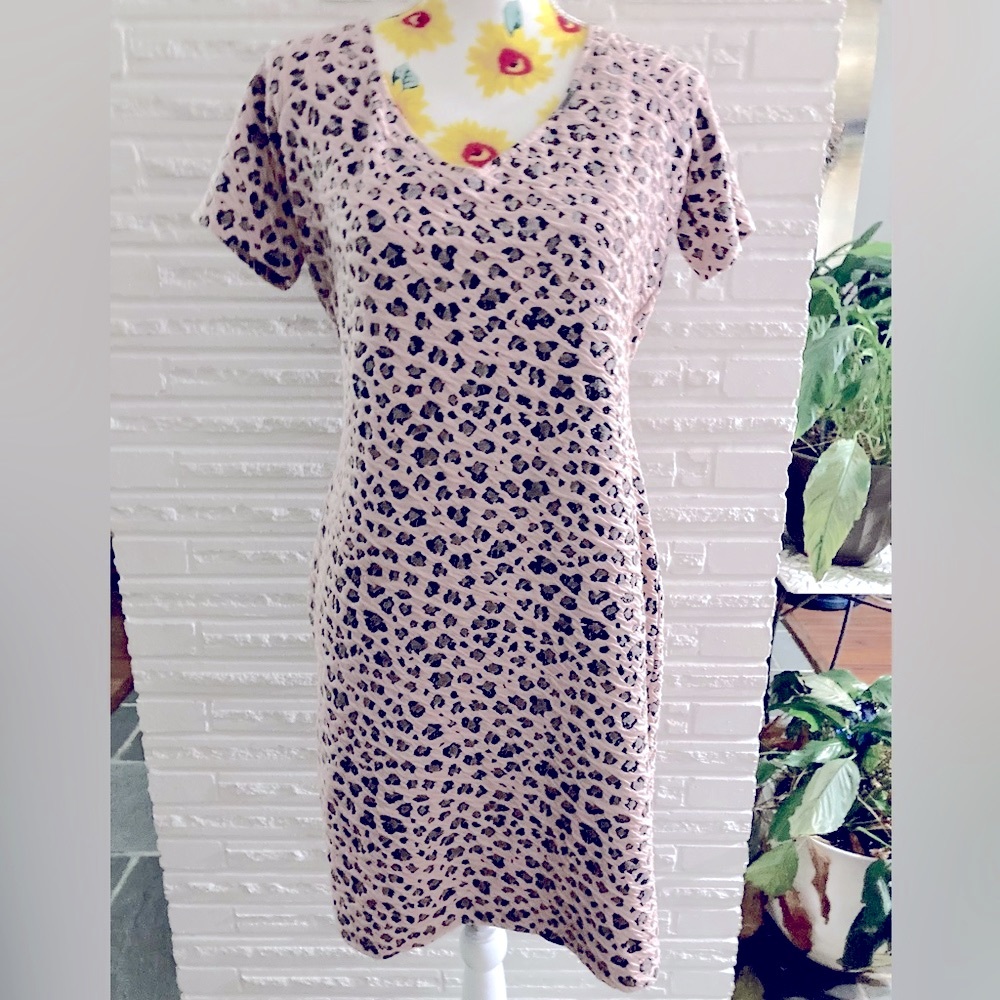Guess pink dress with animal print